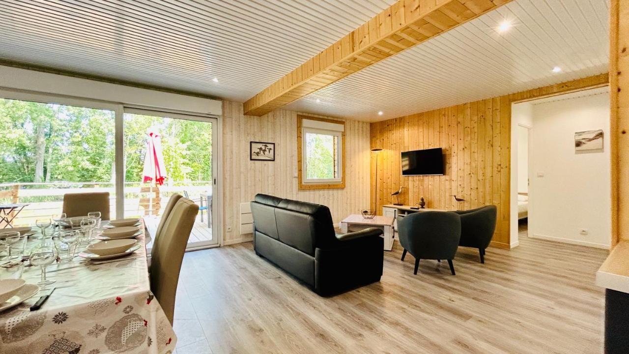 Chalet Avec Terrasse Sur Pilotis Vue Sur L'Etang Rue  Exteriér fotografie
